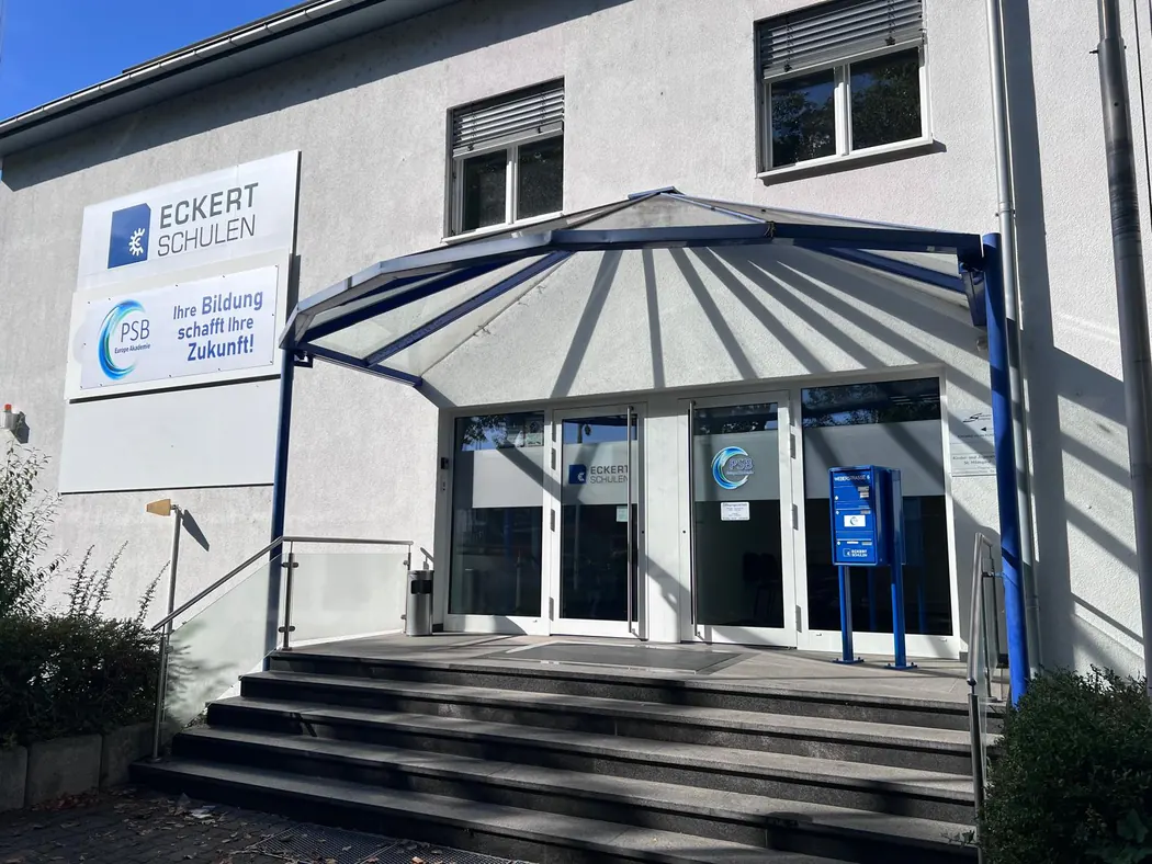 Außenansicht der PSB Europe Akademie in Mainz